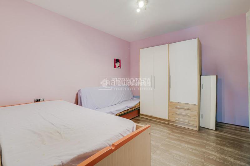 Foto 19007423-c5f7-47c8-b756-d8a8dd5f379e. Piso  en venta en Centre Ripollet