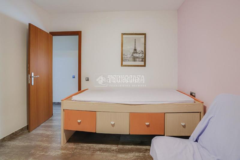 Foto 28b77e8d-840b-4f1f-8415-9b3e794f70b4. Piso  en venta en Centre Ripollet