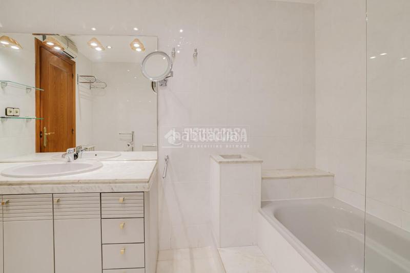 Foto 143c2dfc-1bea-4266-87d5-faf79c350182. Maison jumelée avec chauffage dans Sant Andreu-Gassó Vargas Ripollet