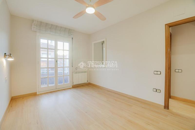 Foto 9132c28c-76fd-4356-9fa3-4c8bc73332d9. Maison jumelée avec chauffage dans Sant Andreu-Gassó Vargas Ripollet