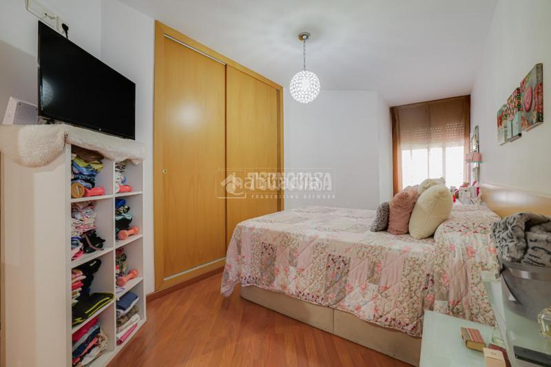 Foto 12a83fd0-e5f0-4436-bd1d-1483694a0f72. Appartamento con riscaldamento parcheggio in Casc Antic Ripollet