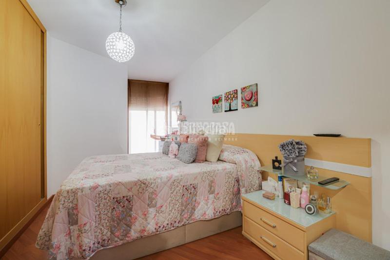 Foto a503a010-8a12-41c1-bff4-921448f27103. Appartamento con riscaldamento parcheggio in Casc Antic Ripollet