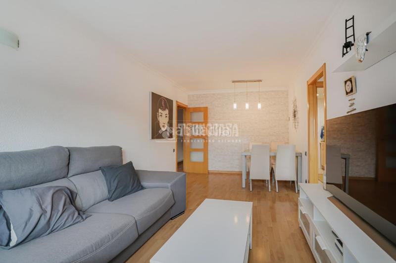 Foto 335ce288-ff9d-4d32-ab54-7c65b4278da0. Pis amb calefacció a Centre Ripollet