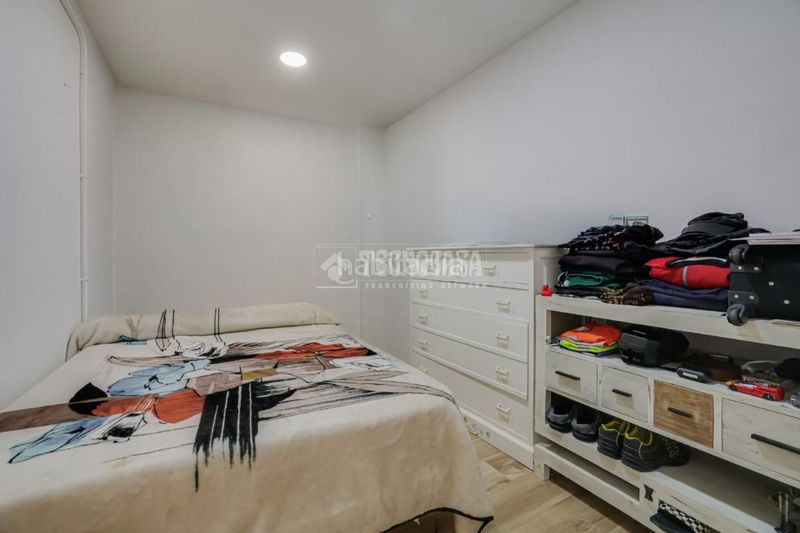 Foto b18c0c50-931e-4f0d-8c91-7f7a83ab2d5e. Local comercial amb calefacció a Sant miquel Granollers