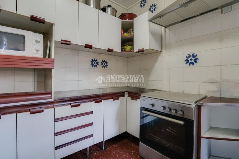 Foto 466f3698-1c45-4cd5-ae0a-9eb29f81d1b8. Flat in Casc Antic Ripollet