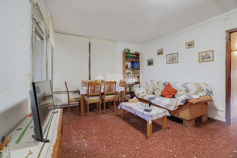 Foto 81c9e3e6-7aee-4f24-be95-e65880c50369. Flat in Casc Antic Ripollet