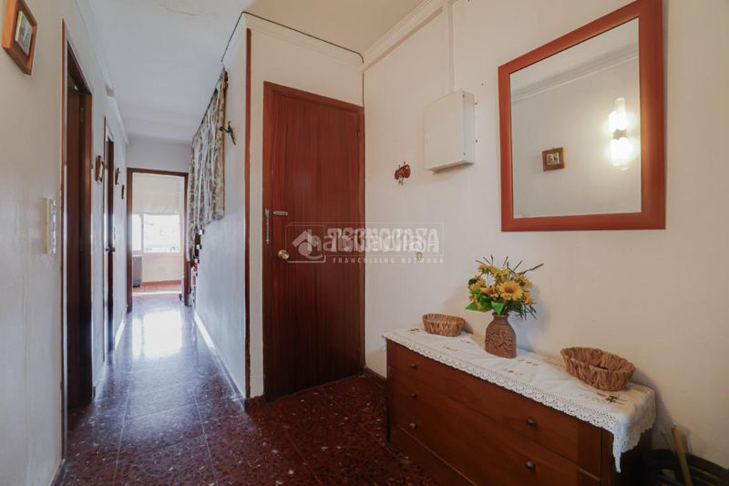Foto c3a35e71-0224-4f7e-b5bb-3d8e916a2406. Flat in Casc Antic Ripollet