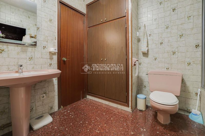 Foto cbe79a76-fc96-4340-8770-3c144588db3f. Flat in Casc Antic Ripollet