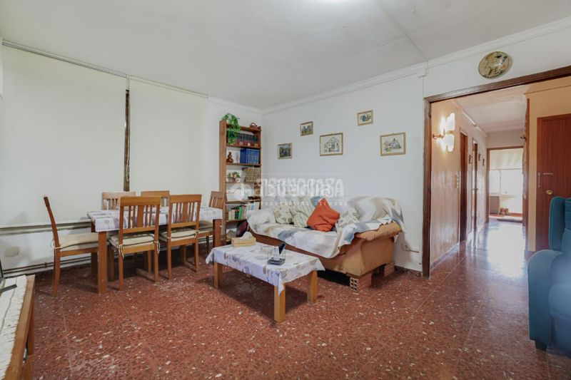 Foto f2e76ed8-c44d-436a-8023-9b7dd3cde207. Flat in Casc Antic Ripollet
