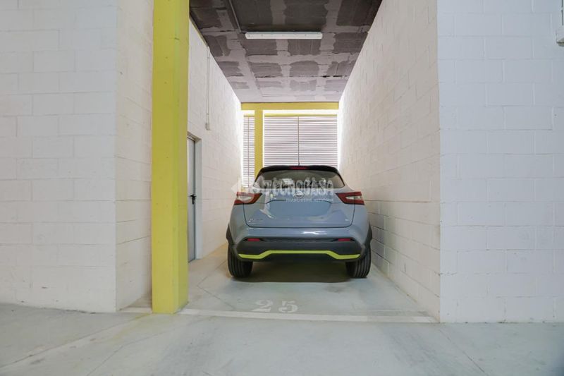 Foto 340ceb61-8ba0-4da2-83c9-7df96ee337db. Flat with heating parking pool in Casc Antic Ripollet