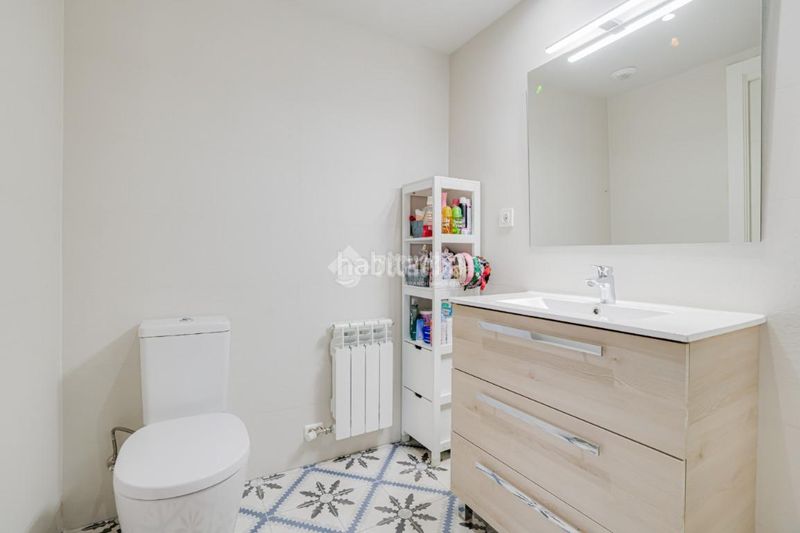Foto 3de15abd-24ab-46db-a59f-a98947bed54d. Flat with heating parking pool in Casc Antic Ripollet