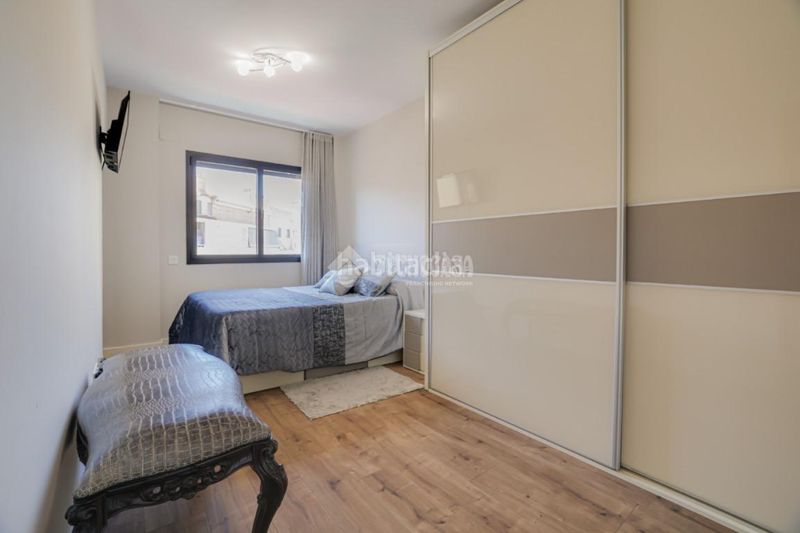 Foto 53e88dad-3b13-4b3b-9a23-ebf9ee544b77. Flat with heating parking pool in Casc Antic Ripollet