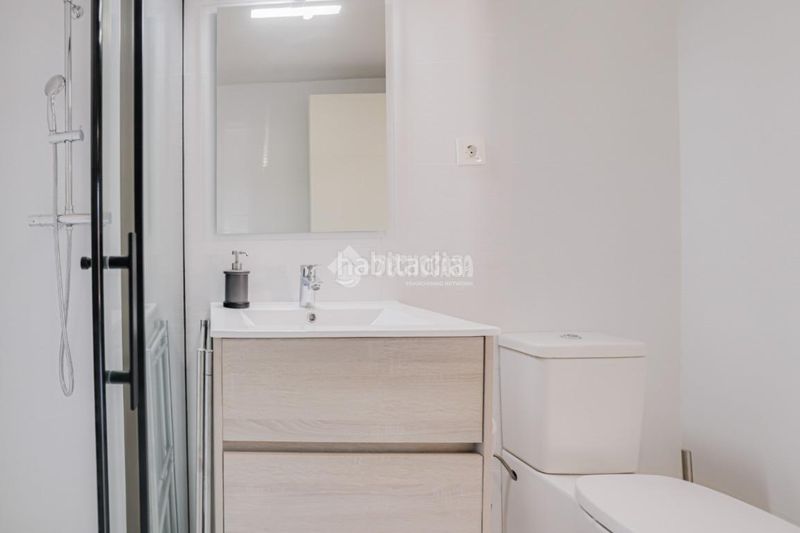 Foto a8b1e6b2-3d57-420b-9822-2459b8bca0dd. Flat with heating parking pool in Casc Antic Ripollet