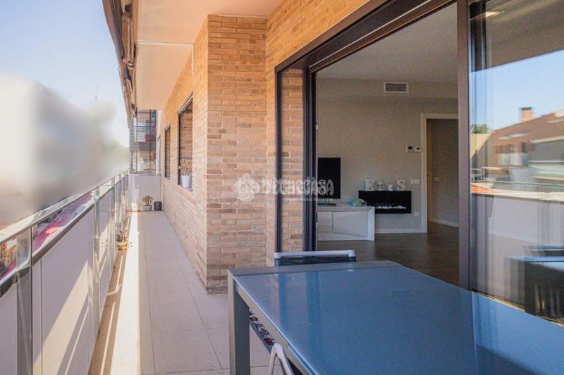 Foto f03aa933-1d71-4a6a-a6a3-33b7b7e72cf5. Flat with heating parking pool in Casc Antic Ripollet