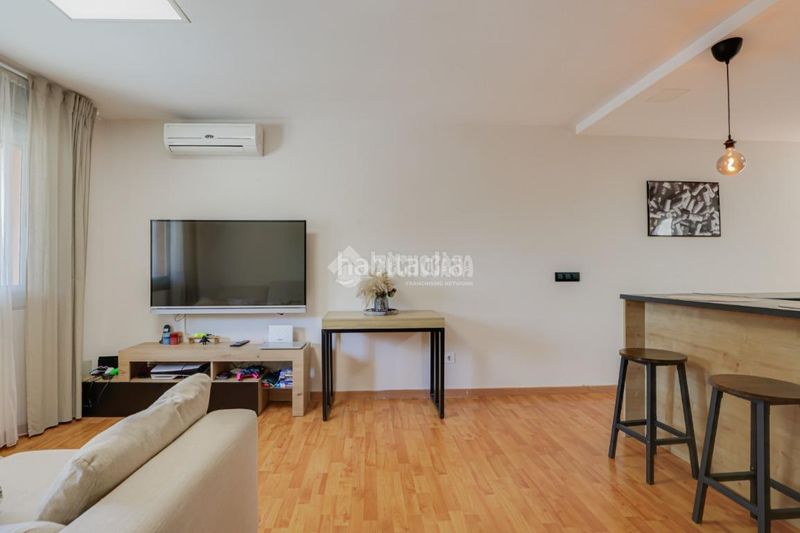 Foto 46d67199-1172-43cf-ad67-116d5ce6ebf5. Piso  en venta en Ajuntament-Maragall Ripollet