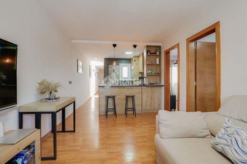Foto f621b638-f34f-4524-9ae4-bffa8300044a. Piso  en venta en Ajuntament-Maragall Ripollet