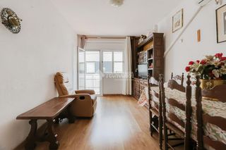 Pis a Centre. Piso en venta en granollers