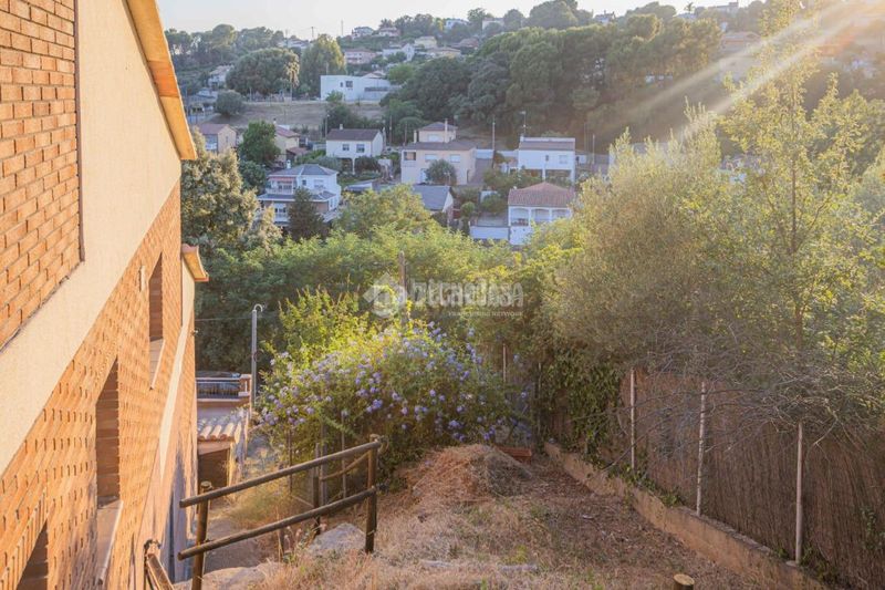 Foto 0e96f621-2938-4cf8-846c-356e313a6a5e. Casa  en venta en Cànoves i Samalús