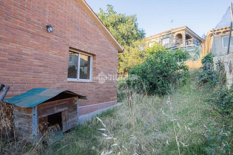 Foto 5c3d5ebf-14b2-45e3-a067-02aeeebb4023. Casa  en venta en Cànoves i Samalús