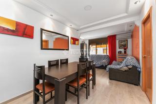 Pis a El Pedró. Piso en venta en cornellà de llobregat