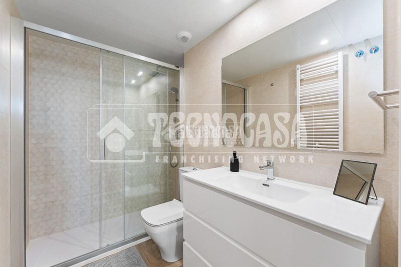 Foto 0ccbf80e-338e-4383-8ab4-36be3f94d511. Pis amb calefacció aparcament a Torreblanca Sant Joan Despí