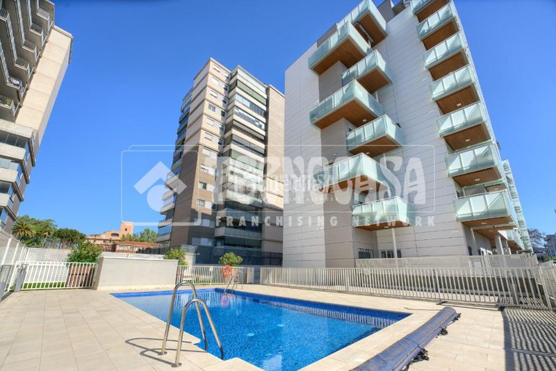 Foto f99ebb77-7f01-4f55-a792-d43ff2086117. Pis amb calefacció aparcament a Torreblanca Sant Joan Despí