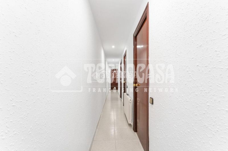 Foto 03e2e369-03f7-496c-bc63-9abf751e26dd. Pis amb calefacció a El Pedró Cornellà de Llobregat