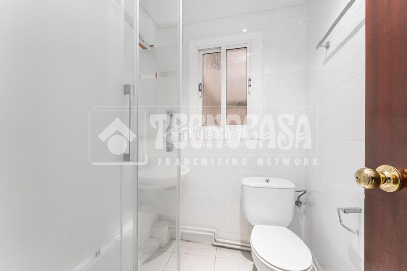 Foto 393d6879-a3b6-4d6c-a56a-78b4ba840878. Pis amb calefacció a El Pedró Cornellà de Llobregat