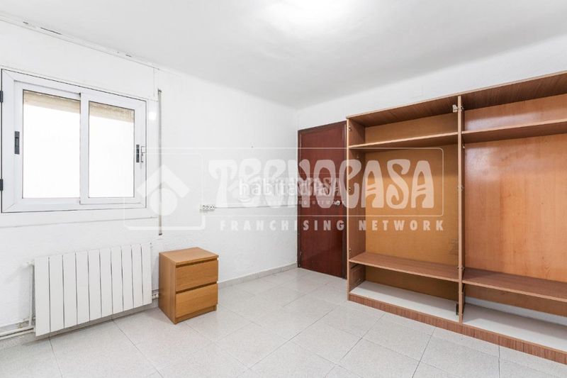 Foto af325b01-1819-43fa-9c62-9c989e061f69. Pis amb calefacció a El Pedró Cornellà de Llobregat