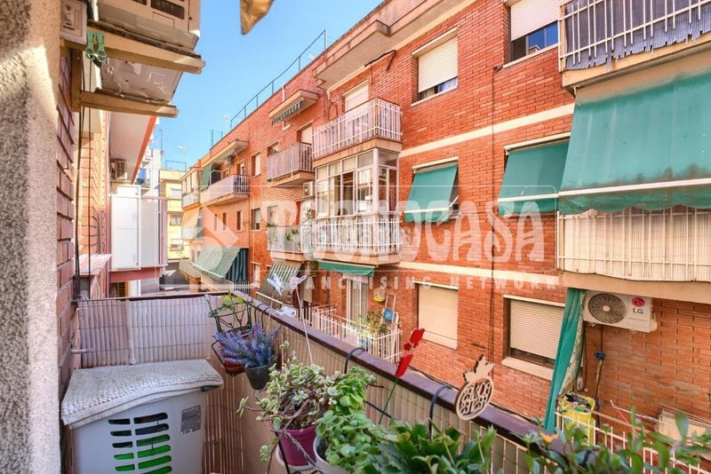 Foto c50de120-9e45-43af-8411-9610e4f0ac51. Pis amb calefacció a Les Planes Sant Joan Despí