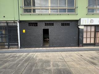 Locale commerciale  Avenida del pasaje. Bajo venta los castros