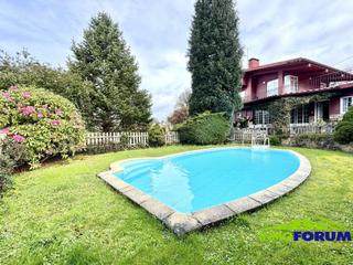 Chalet  Calle manuel murgua. Espectacular chalet independiente con piscina, porche y terreno