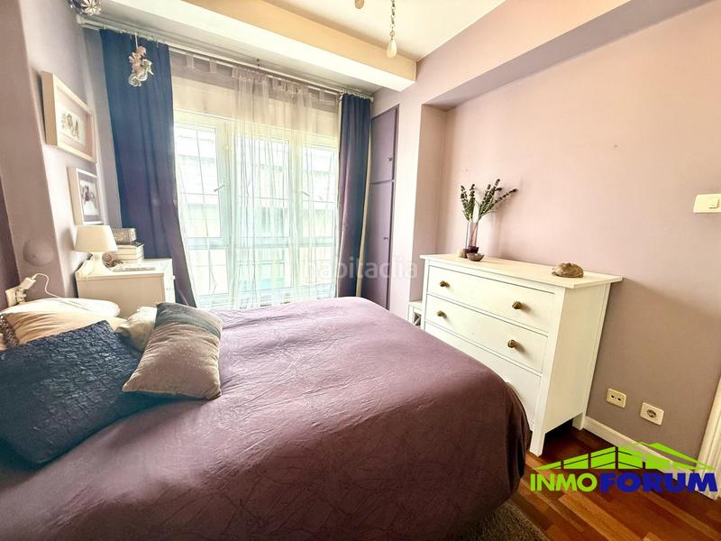 Foto 0ad6e595-c393-4cc8-ab7c-7997759961af. Piso en Cuatro Caminos - Plaza de la Cubela Coruña (A)