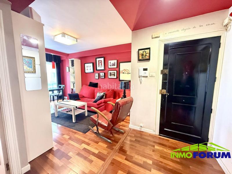 Foto 5eb50736-584f-4f01-b63f-db014e5ea216. Piso en Cuatro Caminos - Plaza de la Cubela Coruña (A)