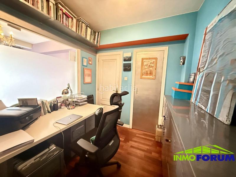 Foto 776b8ea4-2e20-46b0-b568-b9c5bc6075dd. Piso en Cuatro Caminos - Plaza de la Cubela Coruña (A)