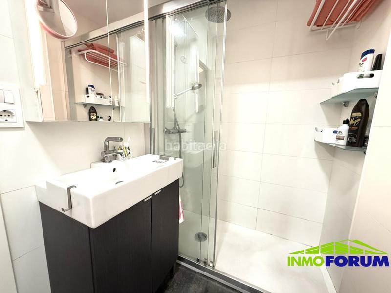 Foto 8f6fed12-63e7-41fb-a4a8-4815659a98a7. Piso en Cuatro Caminos - Plaza de la Cubela Coruña (A)