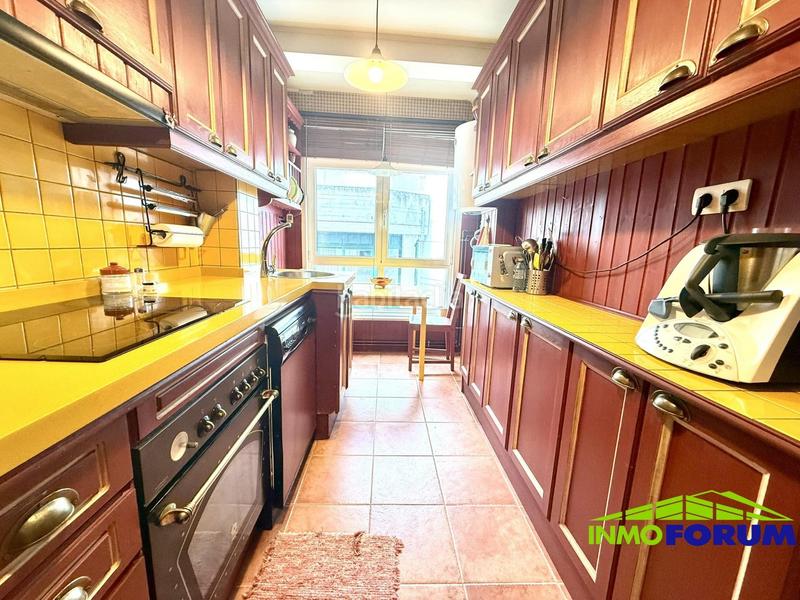 Foto 9c7e0d9d-79e3-4067-b48d-8864b360d09b. Piso en Cuatro Caminos - Plaza de la Cubela Coruña (A)