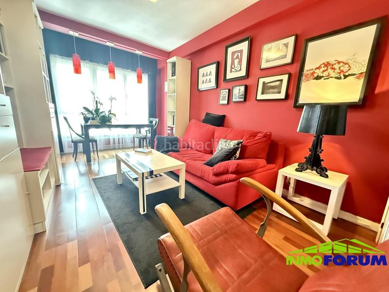 Foto bf15dd41-0092-4140-a4e8-a7d965dc398c. Piso en Cuatro Caminos - Plaza de la Cubela Coruña (A)