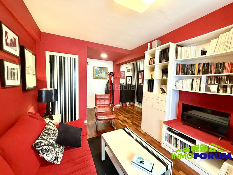 Foto eb9d0a14-cb04-4497-876b-e33fc37921ef. Piso en Cuatro Caminos - Plaza de la Cubela Coruña (A)