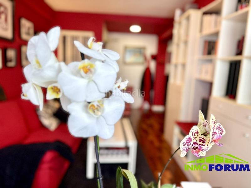 Foto fd01aede-fdb1-43be-8cd7-cf65b6fbd9b9. Piso en Cuatro Caminos - Plaza de la Cubela Coruña (A)