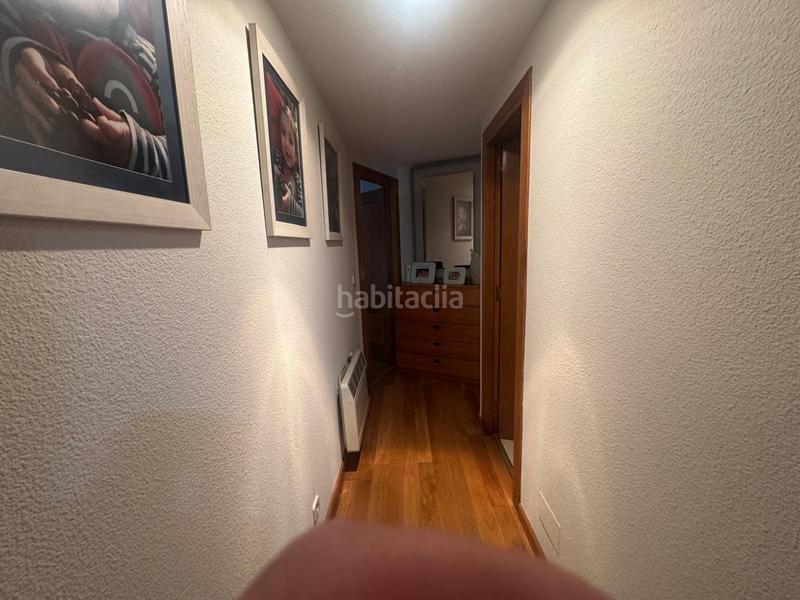 Foto 8118fa95-02f3-4afd-a7f3-c1d7f18a054e. Piso santa cristina. piso amplio con garaje y trastero en Oleiros