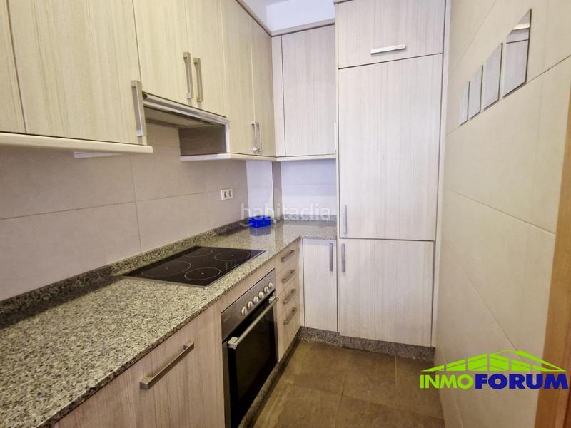 Foto ee0cc79e-b7df-4896-8e39-4a5092cc40a5. Alquiler piso alquiler en calle san andrés, dos dormitorios seminuevo850 en Coruña (A)