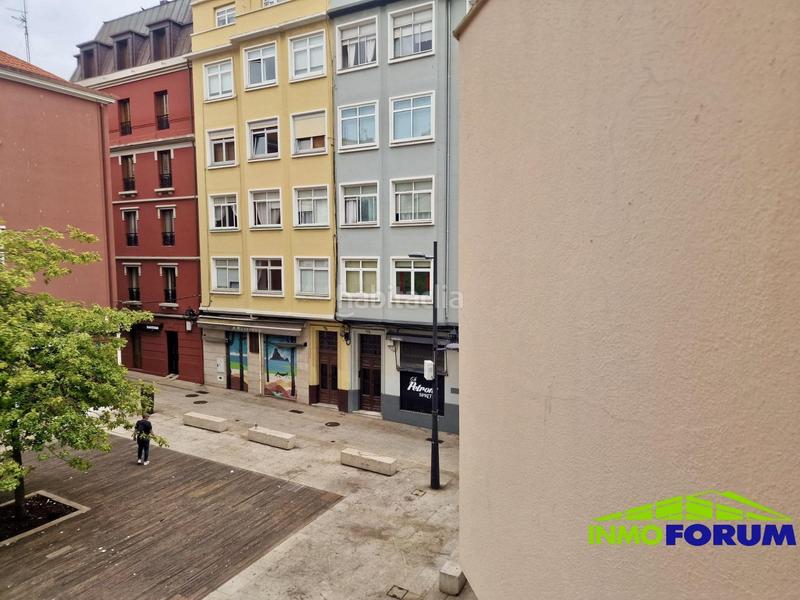 Foto 39e85aab-e6e0-401b-954f-77d67f59d47c. Rent flat with heating in Ensanche Coruña (A)