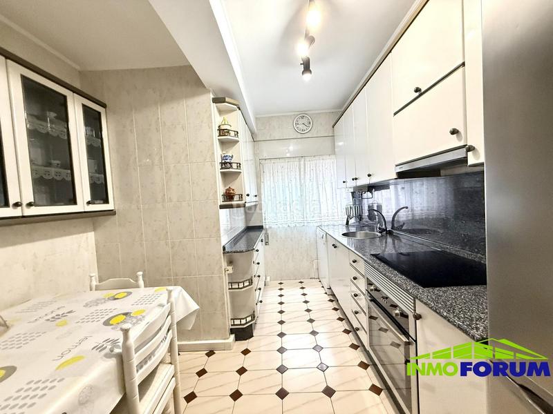 Foto 5d18588a-9f03-434b-b0e8-ca1c86bb3c93. Appartamento con riscaldamento in Los Castros - Castrillón Coruña (A)