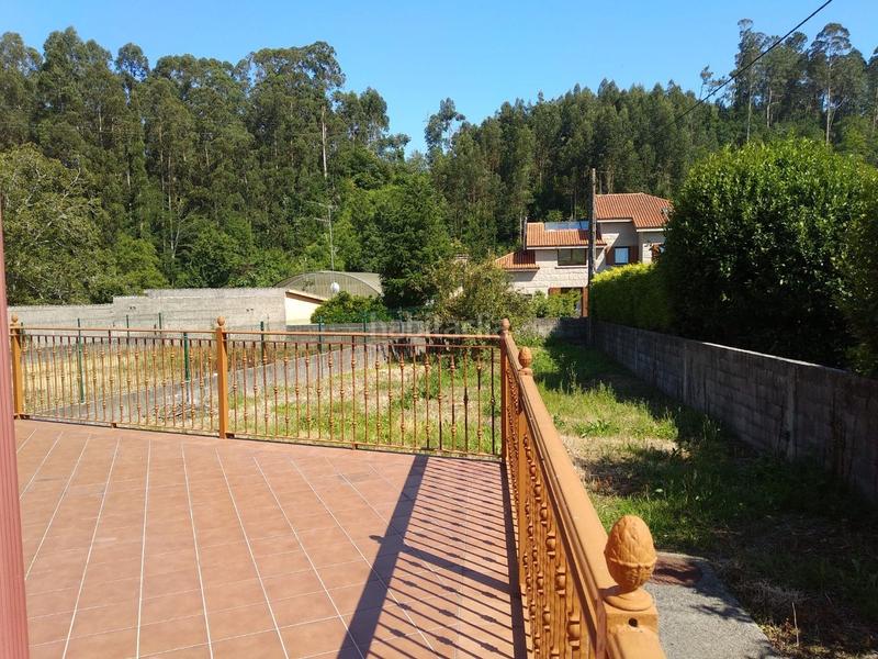 Foto 5a3ab7a0-65a0-4008-8c9e-3a0a01d36099. Casa amb aparcament a Bergondo