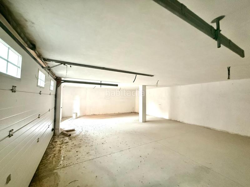 Foto 788253a8-84fa-47d2-b07f-8e8fb055aae9. Casa amb aparcament a Bergondo