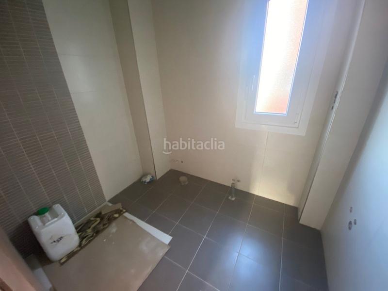 Foto a8c2fc5b-ba18-4c56-8735-03ca698d43fe. Casa amb aparcament a Bergondo