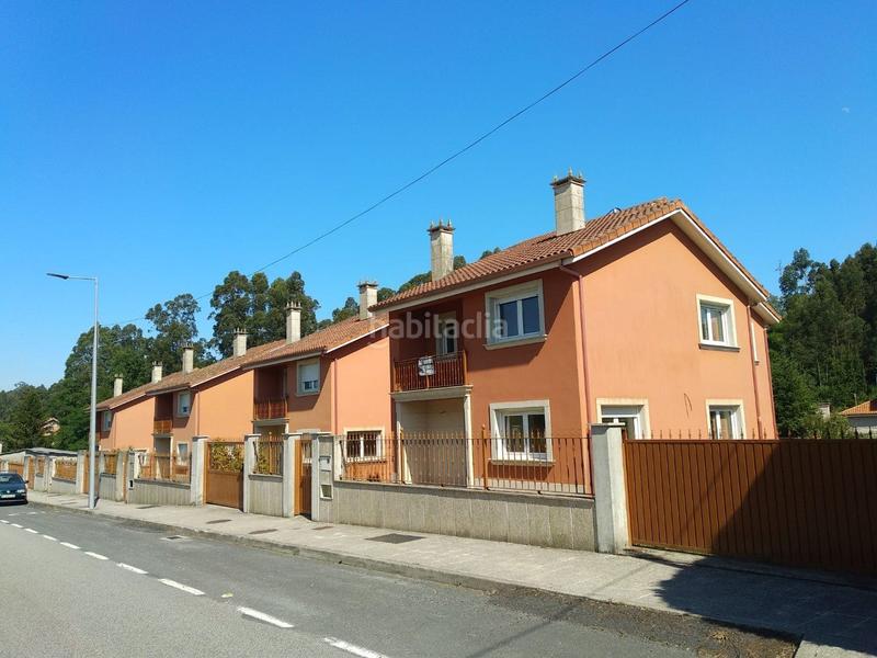 Foto c1014467-ff2d-46c1-a587-4d7f28d39431. Casa amb aparcament a Bergondo
