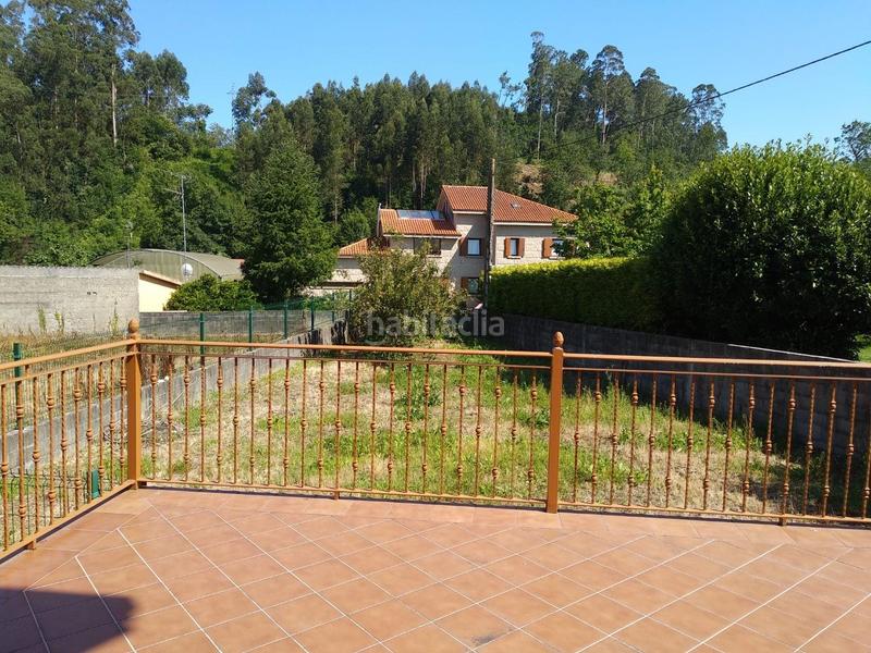 Foto cd9902c1-0ba4-4658-9f31-e11d24516d8d. Casa amb aparcament a Bergondo