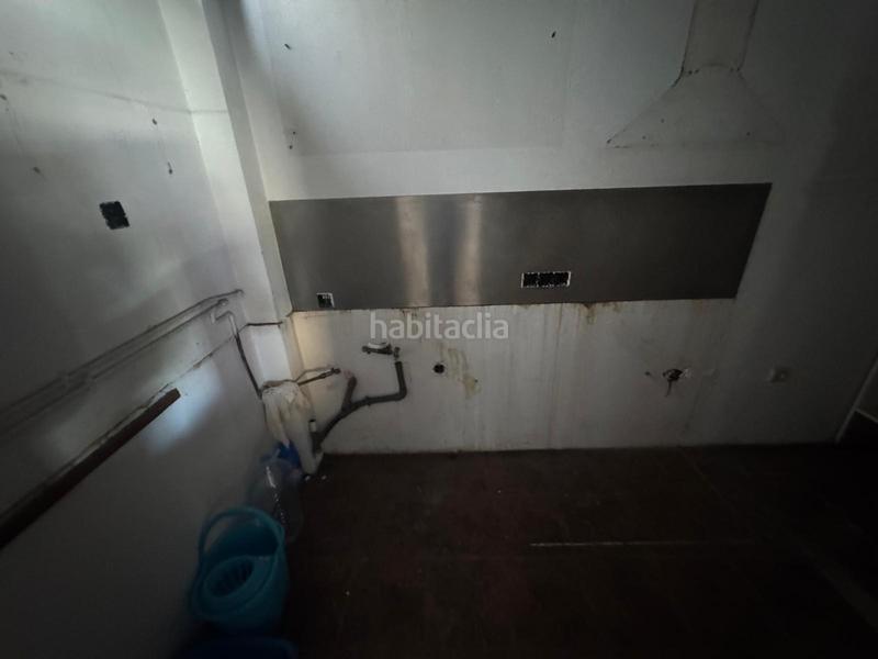 Foto 2fe2bc5d-6cd4-41e7-b29b-69cc2f03eca4. Local comercial a Vilaboa Sur Culleredo